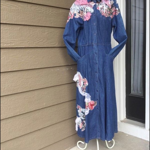 Vintage 1980s Avon Fashion womens denim dress with handmade decoration, sz 5/6